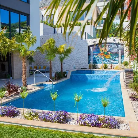 Unique - Luxury Near Split * Kučine