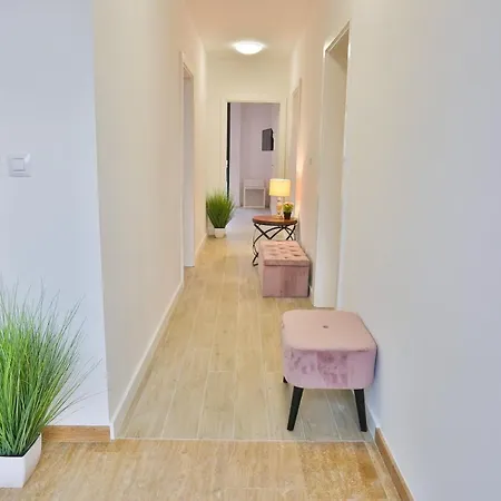 Unique - Luxury Near Split Villa *