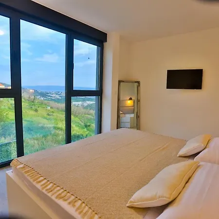 Unique - Luxury Near Split * Kučine
